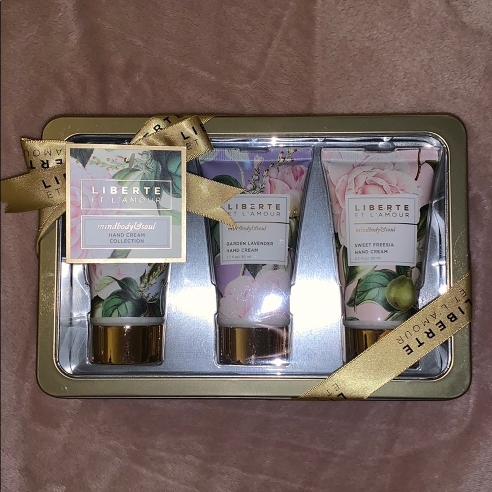 🌸 Hand Cream Trio 🌸